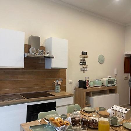 Miracles On 32Th Street Apartment Наполи Екстериор снимка