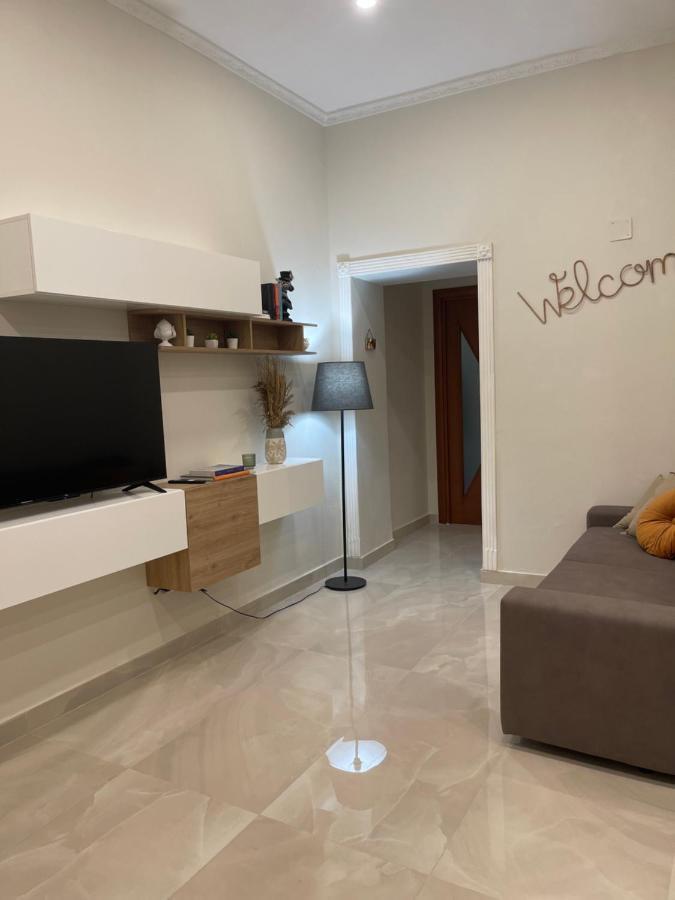 Miracles On 32Th Street Apartment Наполи Екстериор снимка