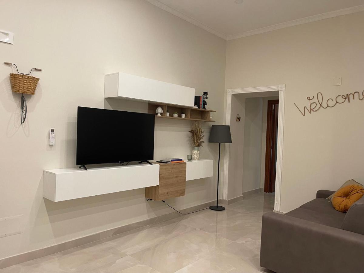Miracles On 32Th Street Apartment Наполи Екстериор снимка