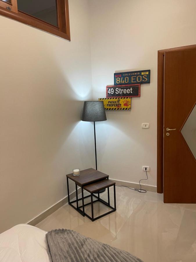 Miracles On 32Th Street Apartment Наполи Екстериор снимка